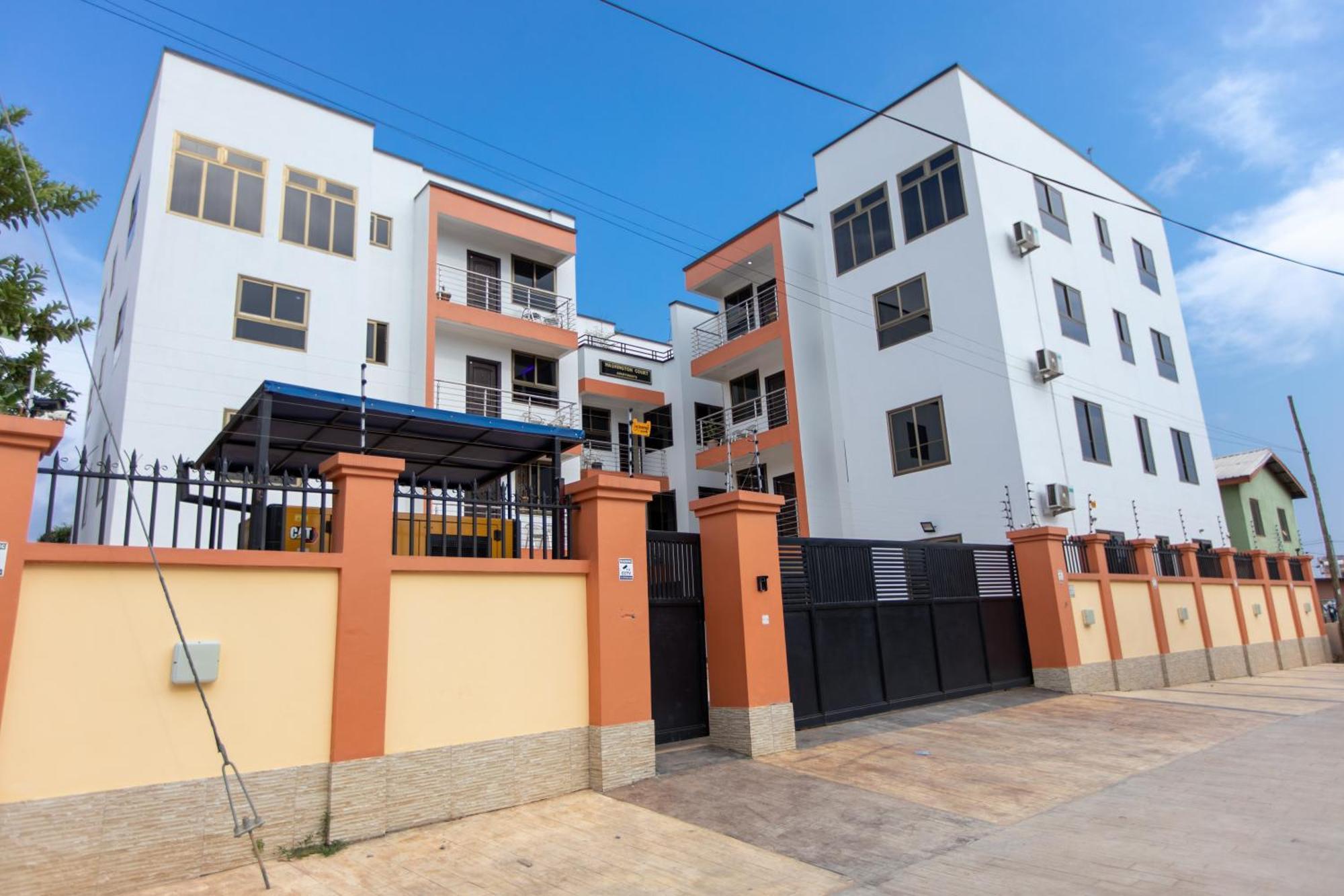 Washington Apartments - Just 25Mins Drive From The Airport Kwashieman Exterior foto